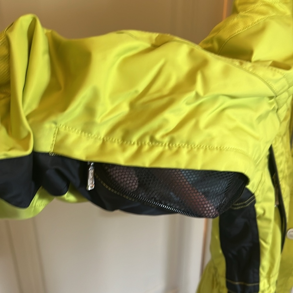 Women’s Marker Like New Versatile Lightweight Win… - image 8